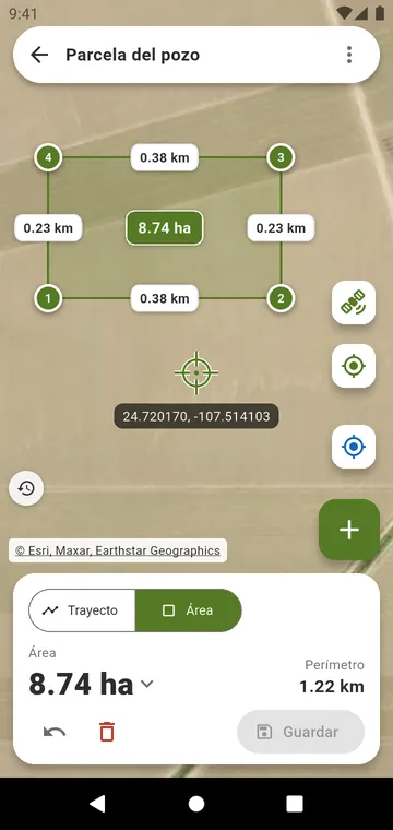 Una parcela dibujada en el mapa satélite, con sus lados