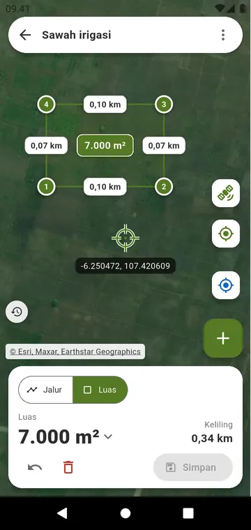 Lahan yang digambar di peta satelit, dengan sisi-sisinya